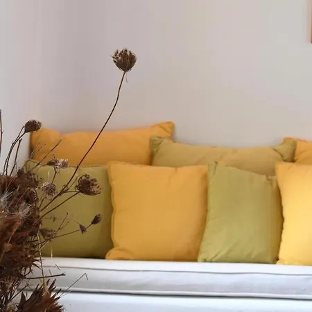 Theassis Apartmán