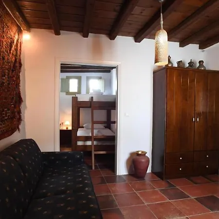 Theassis Apartmán